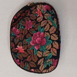Oscar De La Renta Make Up Bag